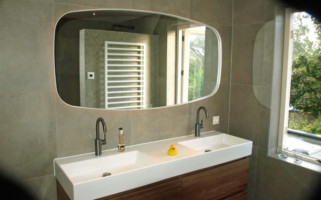 Een gerenoveerde badkamer in Meppel